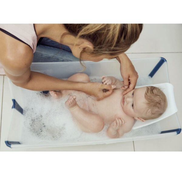 Stokke-Flexi-Bath-with-newborn-support-3