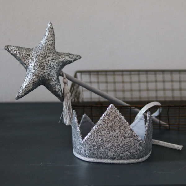 Moi-Mili-Silver-Sequins-Crown-1