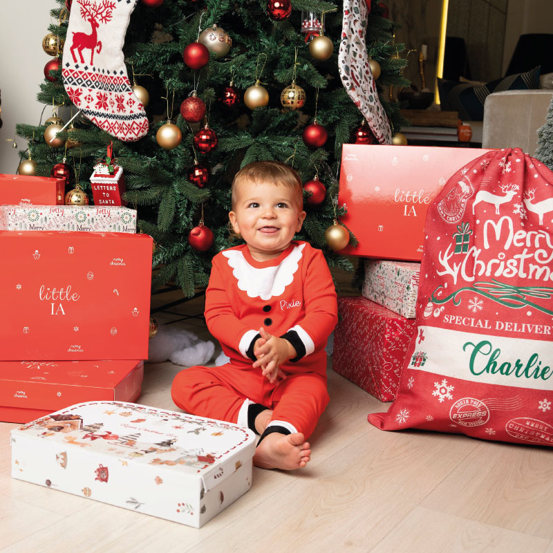 Little-IA-Santa's-Reindeer-Christmas-Knit-Stocking-2