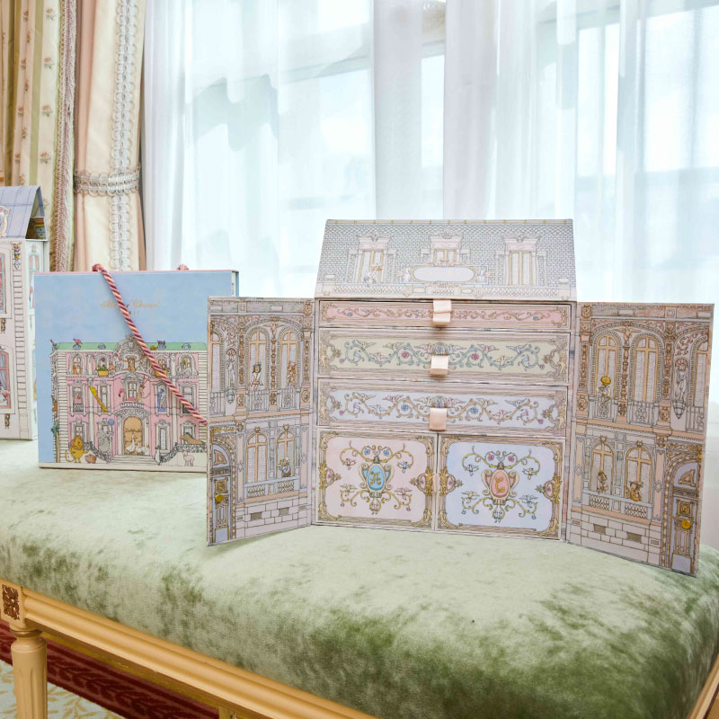 Atelier-Choux-Monceau-Mansion-Gift-Box-2